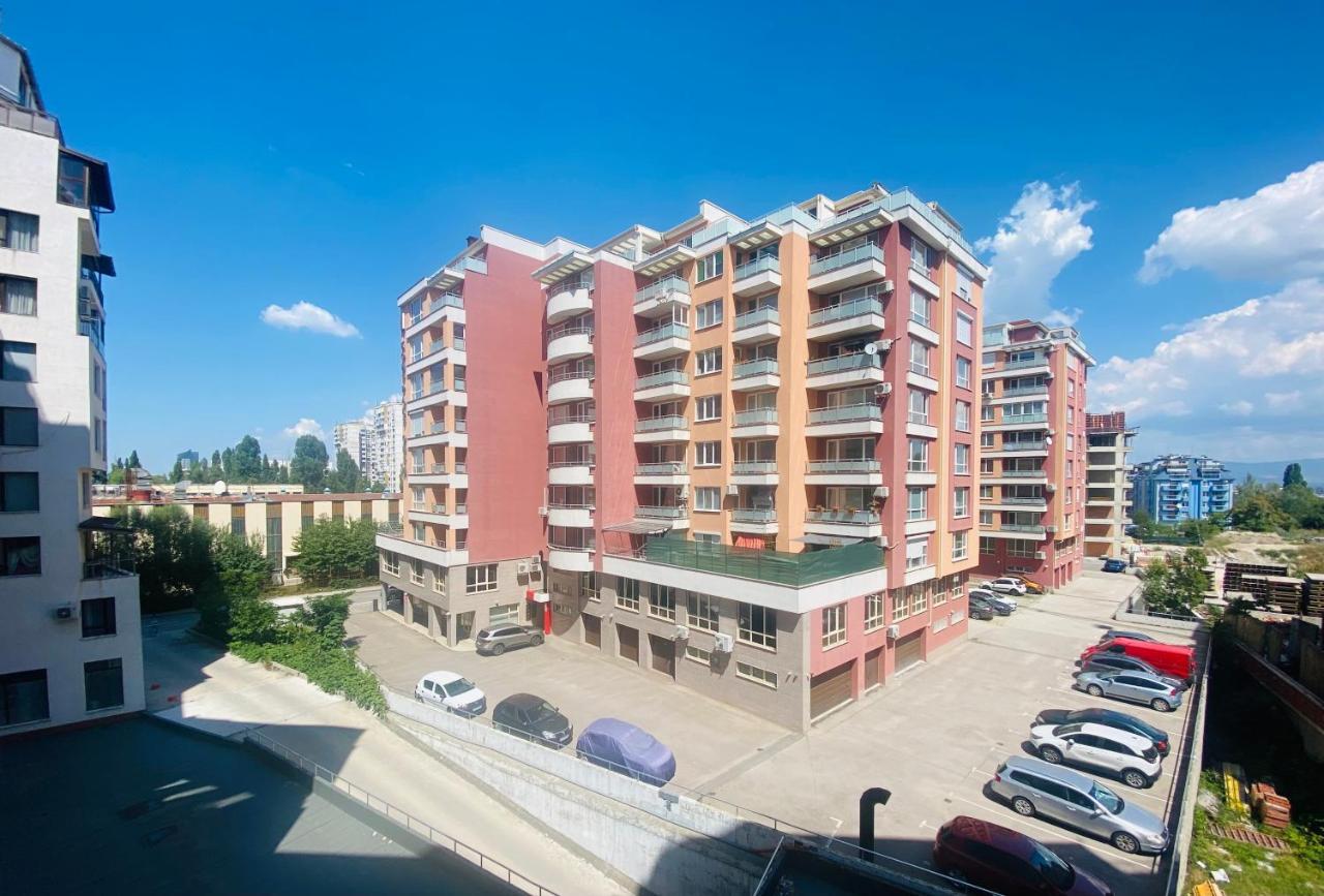 Apartamento Flower House 5 *